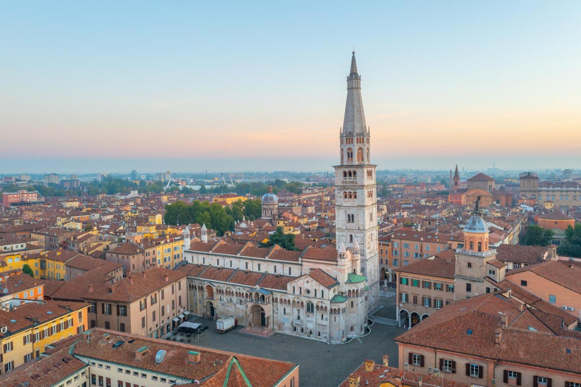 Modena Visit Apartment Екстериор снимка