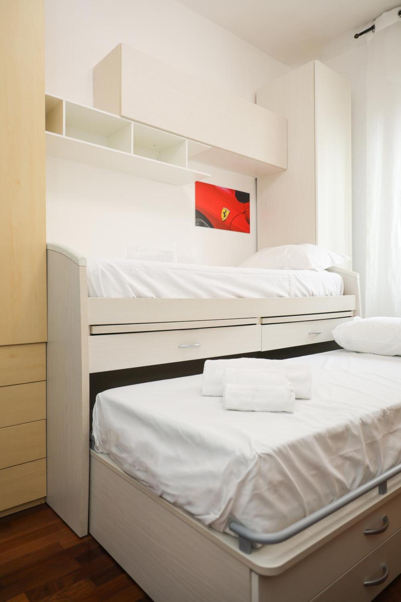 Modena Visit Apartment Екстериор снимка
